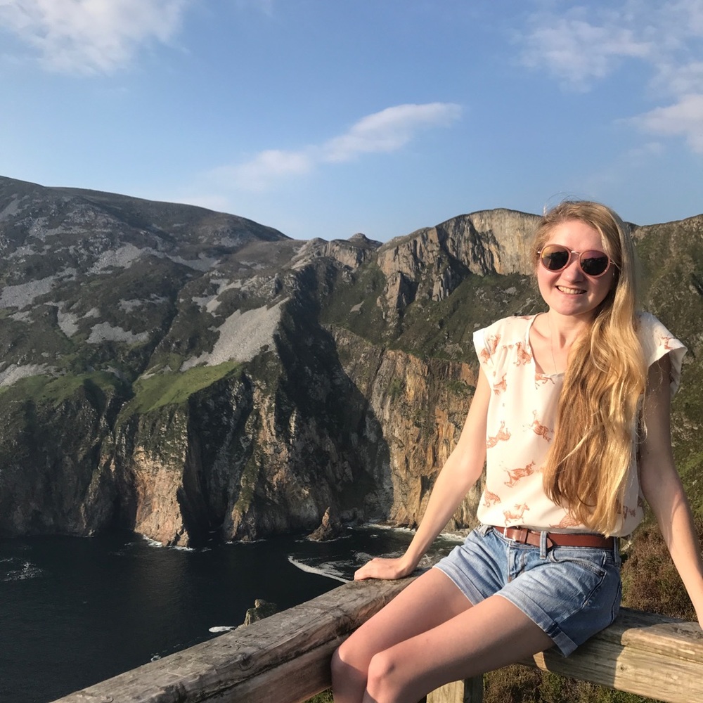 Meet your Posher, Molly